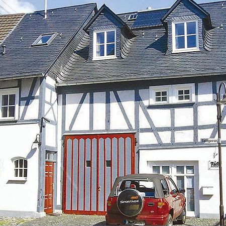 2 Bedroom Gorgeous Home In Hachenburg Exterior foto