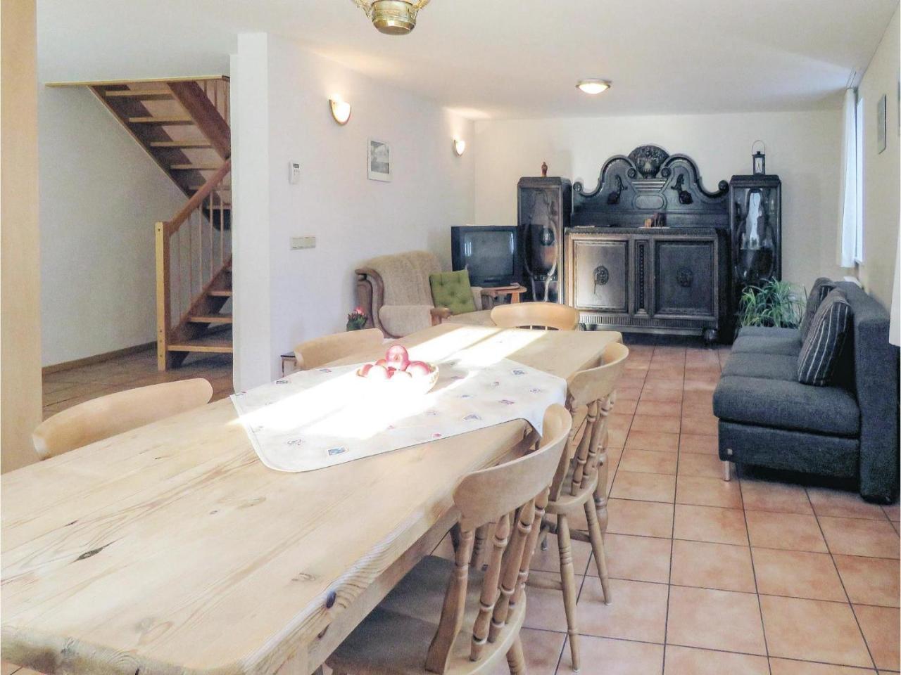 2 Bedroom Gorgeous Home In Hachenburg Exterior foto